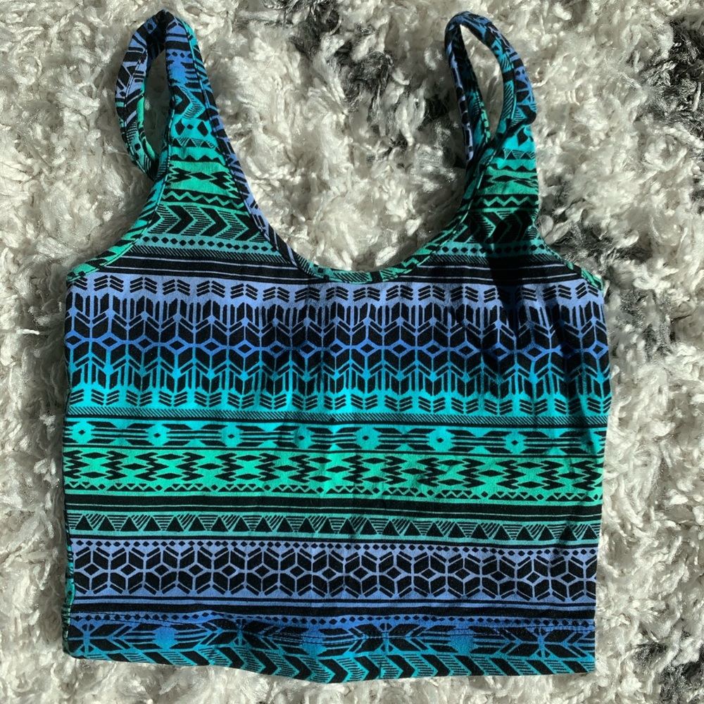 Forever 21 Cute Festival Crop Top Sz S